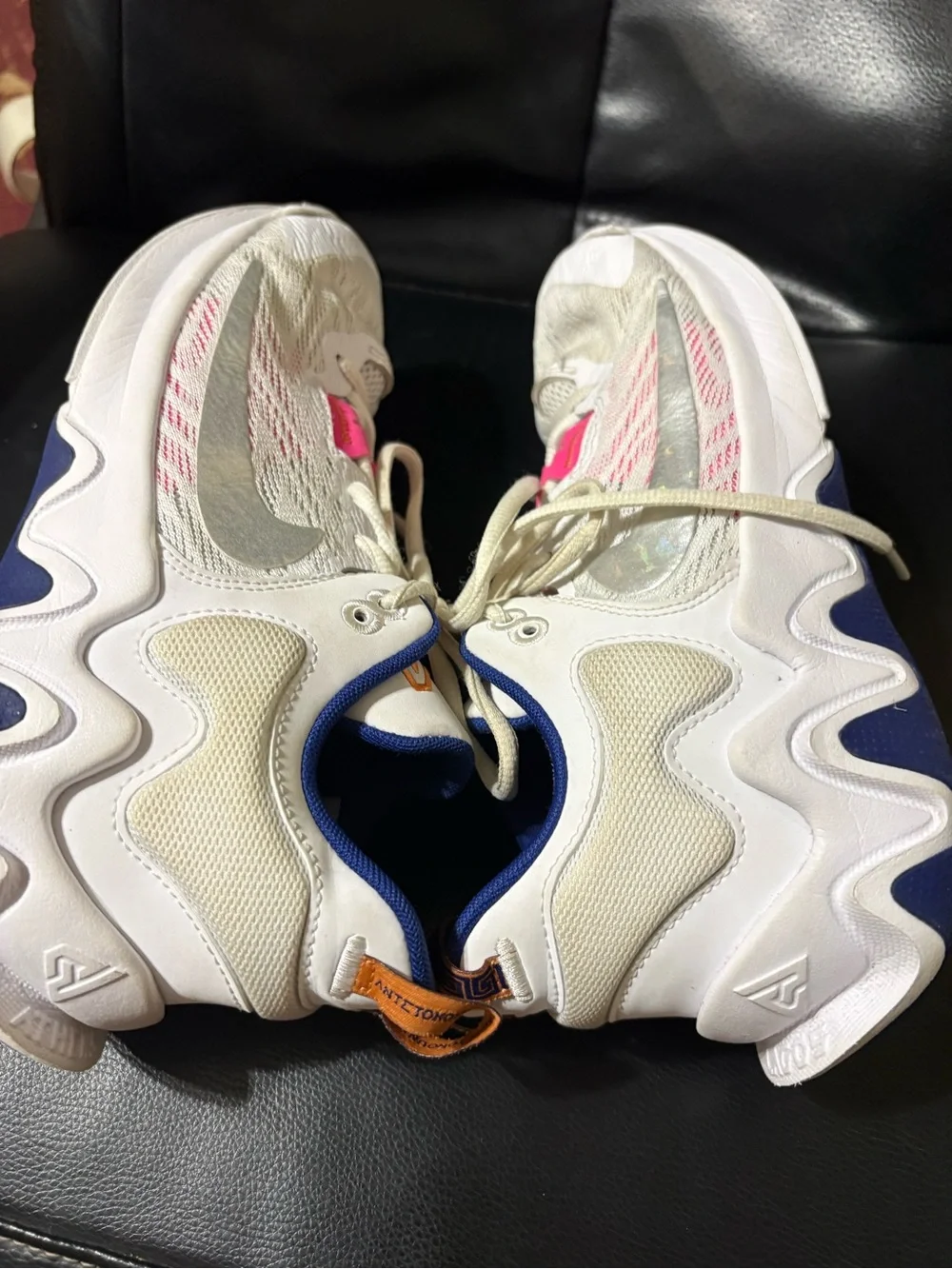 Nike LOGO 5 White Sneakers with Orange Swoosh and Blue Trim for women’s size 7Y